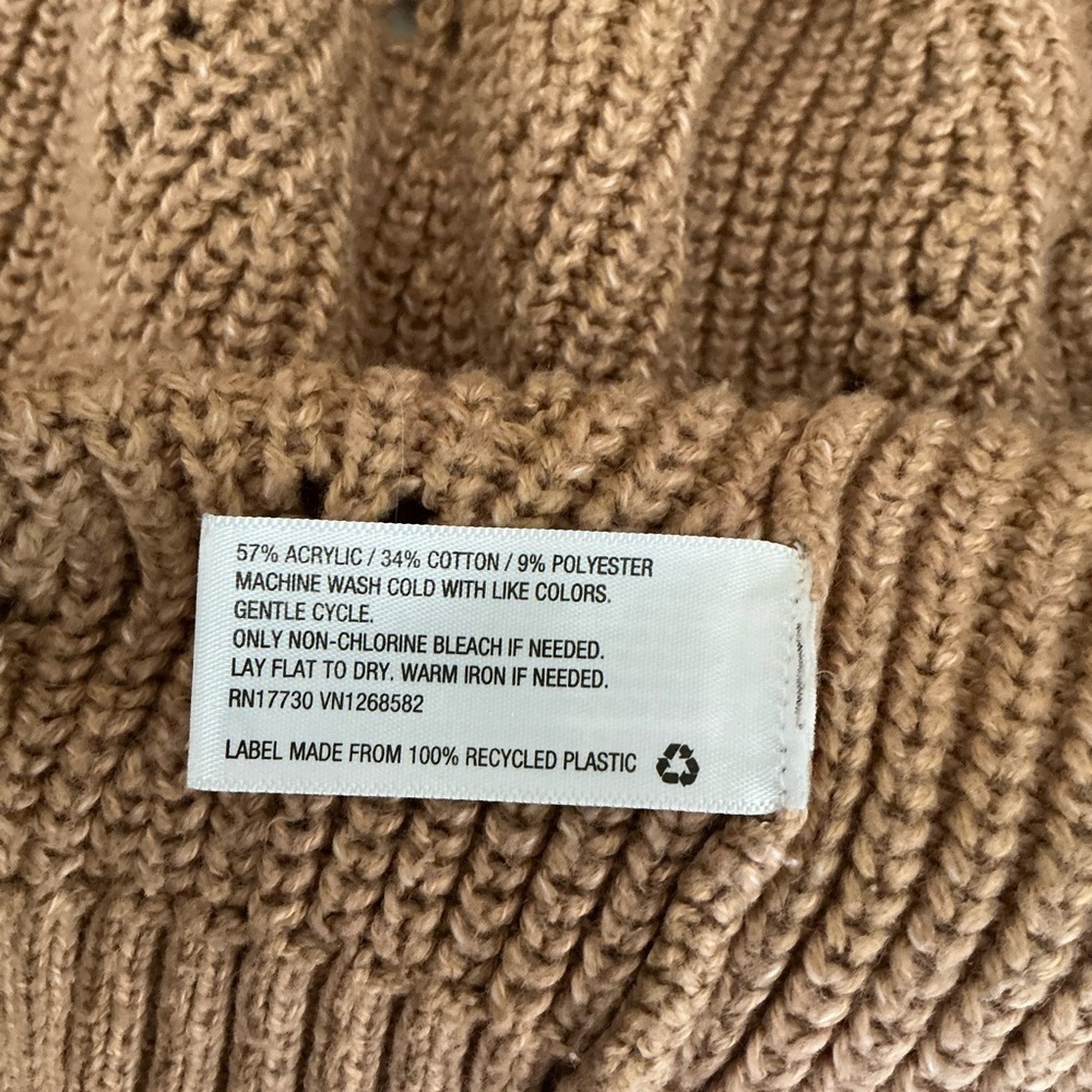 Cozy Tan Knit Cardigan Sweater Size Medium - Picture 15 of 15